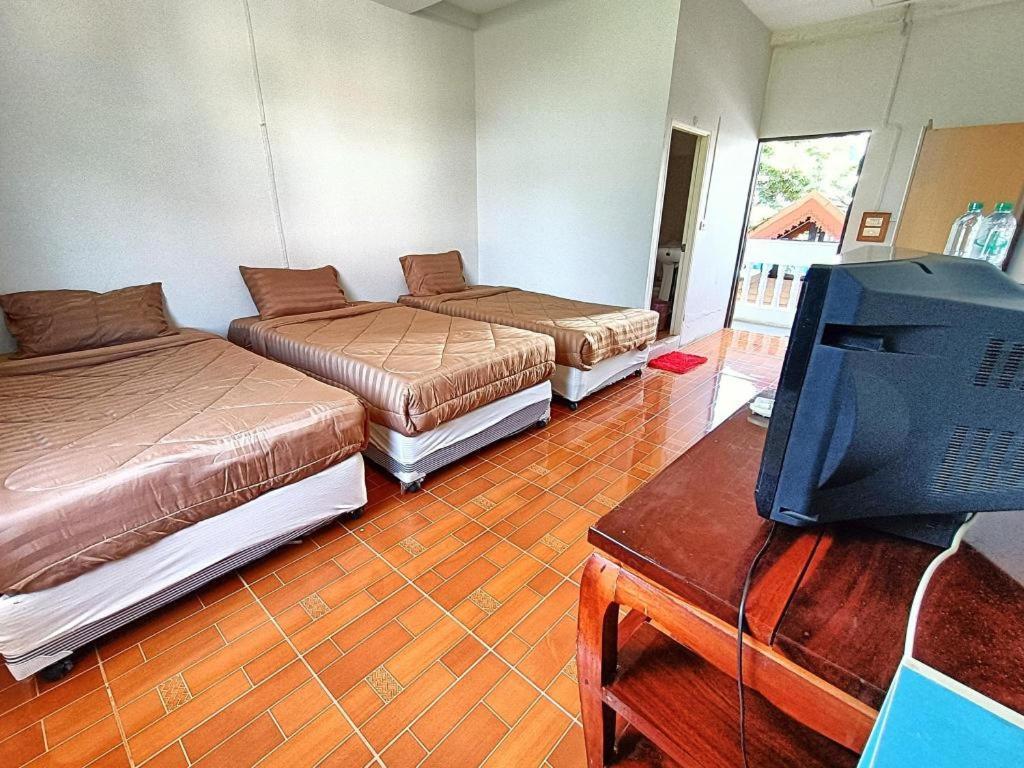 Piyaporn Hill Paradise Hotel Мае Сай Экстерьер фото